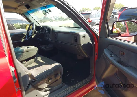 2000 Chevrolet Silverado 2500 Ls from USA, damaged, VIN 1GCGK29UXYE200408